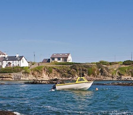 Bull Bay Hotel Amlwch Buitenkant foto